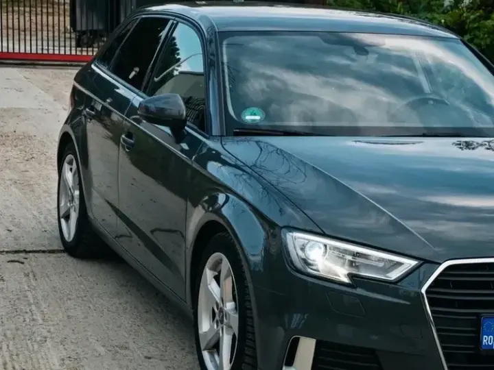 Audi A3 Sportback 8V 1.6 TDI S line Sportpaket