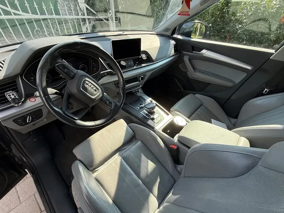 Audi Q5 FY 50 TFSIe quattro S tronic S line — imagine 5
