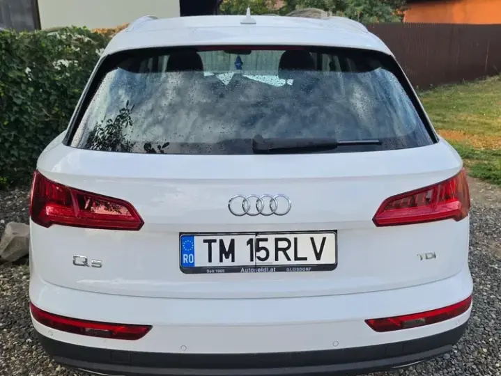 Audi Q5 FY 2.0 TDI