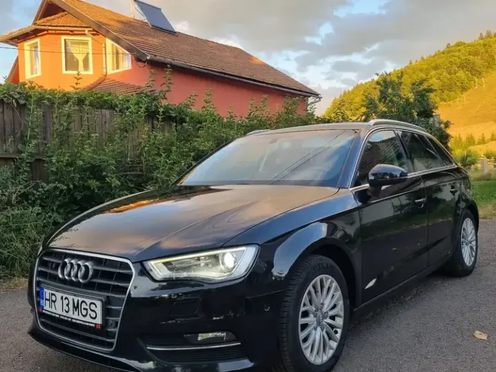 Audi A3 Sportback 8V 1.4 TFSI Attraction
