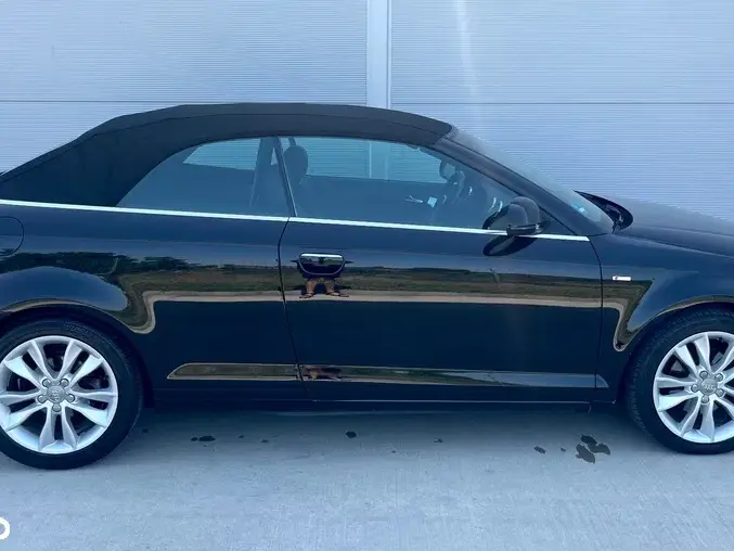 Audi A3 Cabrio 8P 2.0 TDI DPF S tronic S Line Sportpaket