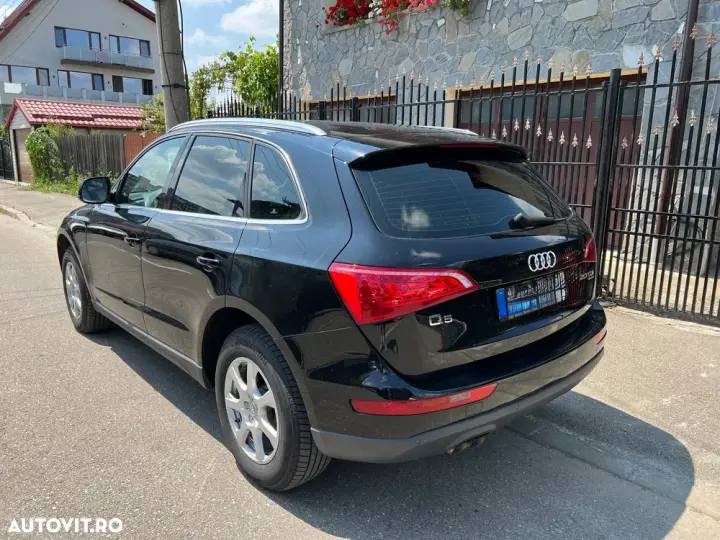 Audi Q5 8R