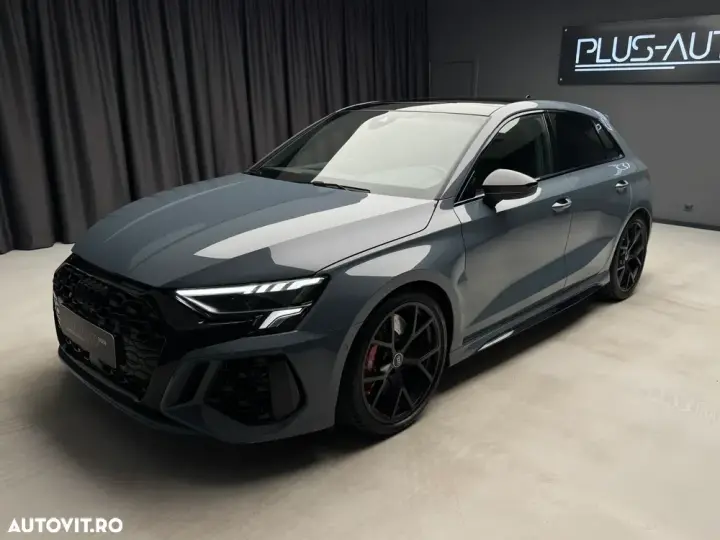 Audi RS3 8Y
