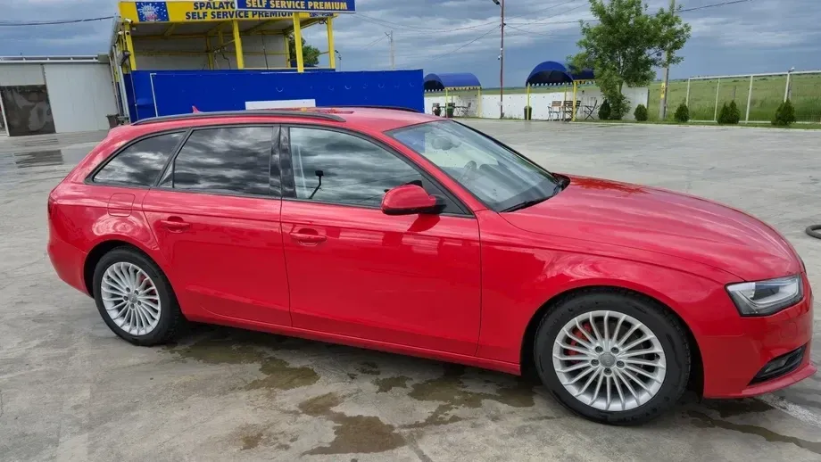 Audi A4 Limuzina B8 2.0 TDI quattro design — imagine 3