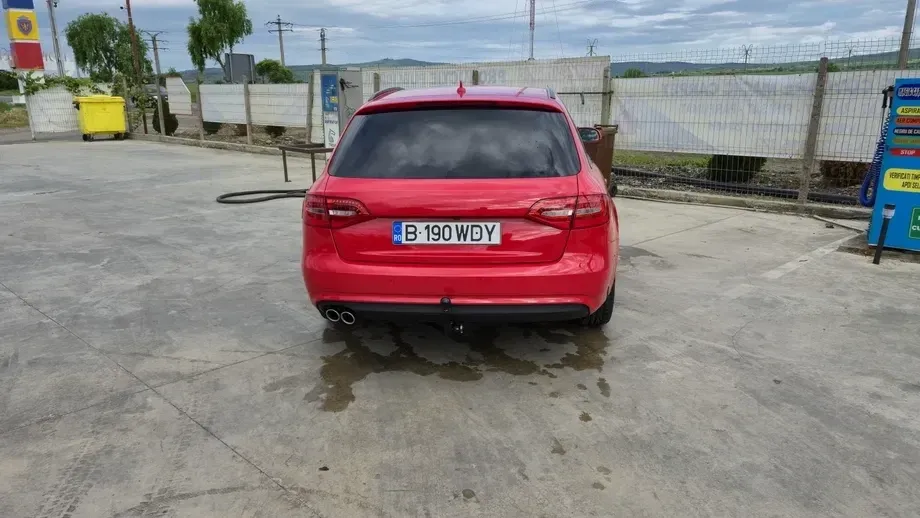 Audi A4 Limuzina B8 2.0 TDI quattro design — imagine 5