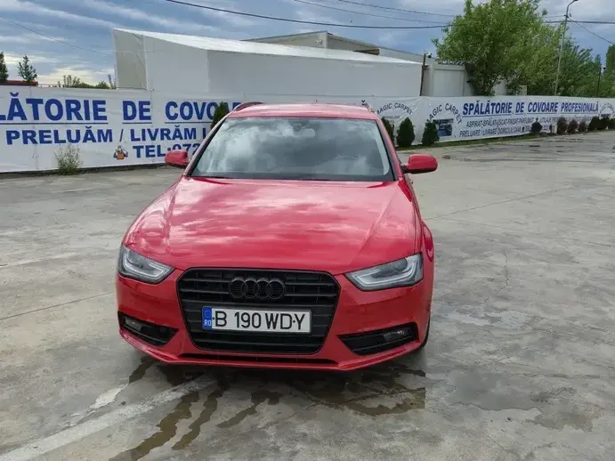 Audi A4 Limuzina B8 2.0 TDI quattro design