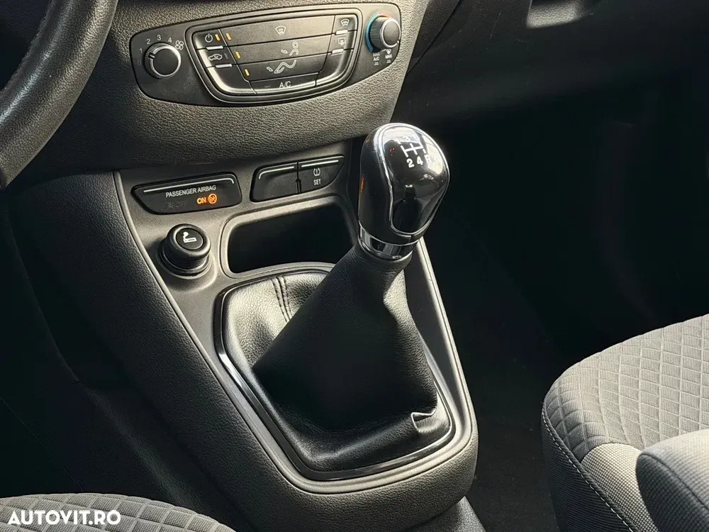 Ford Tourneo Courier 1.0 EcoBoost S&S Trend — imagine 5