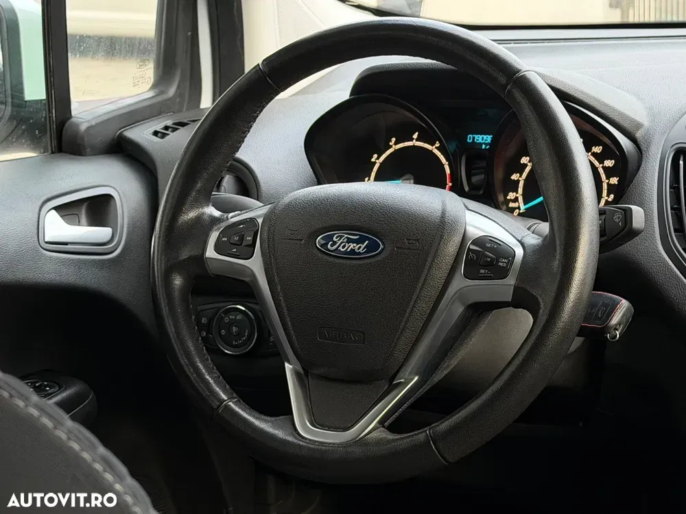 Ford Tourneo Courier 1.0 EcoBoost S&S Trend — imagine 4