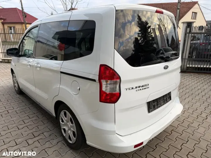 Ford Tourneo Courier 1.0 EcoBoost S&S Trend
