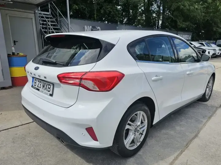 Ford Focus MK4 1.0 EcoBoost Connected