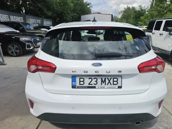 Ford Focus MK4 1.0 EcoBoost Connected
