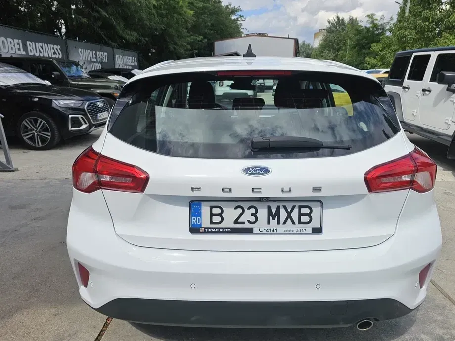 Ford Focus MK4 1.0 EcoBoost Connected — imagine 6