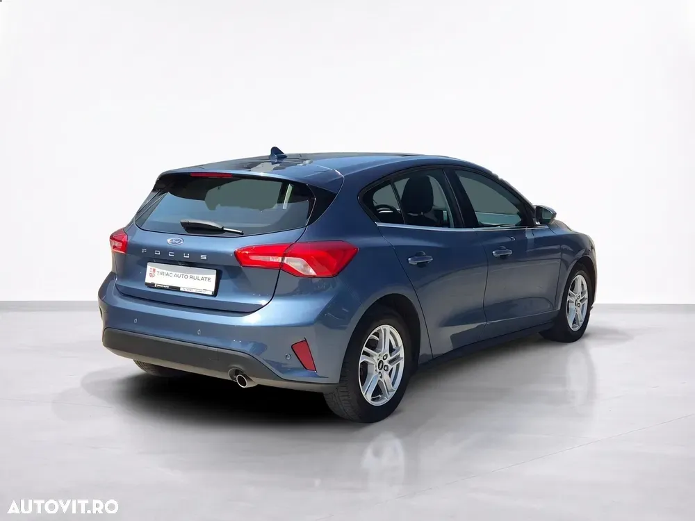 Ford Focus MK4 1.0 EcoBoost Trend — imagine 5