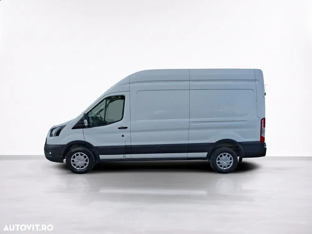 Ford Transit — imagine 3
