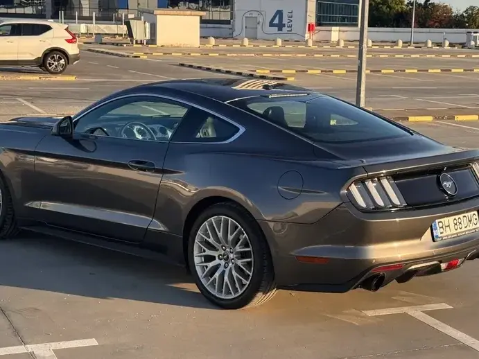 Ford Mustang VI