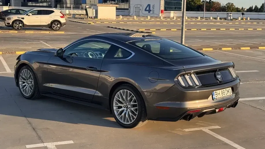 Ford Mustang VI — imagine 2