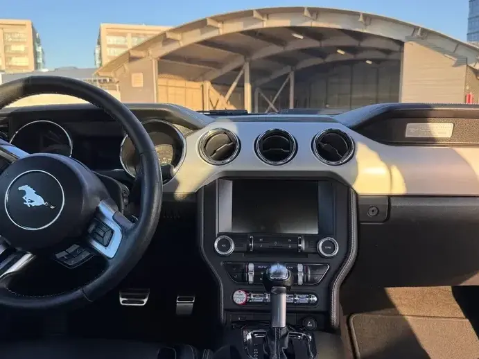 Ford Mustang VI