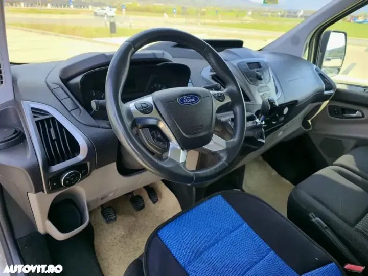 Ford Tourneo Custom 300 L1H1 VA Titanium