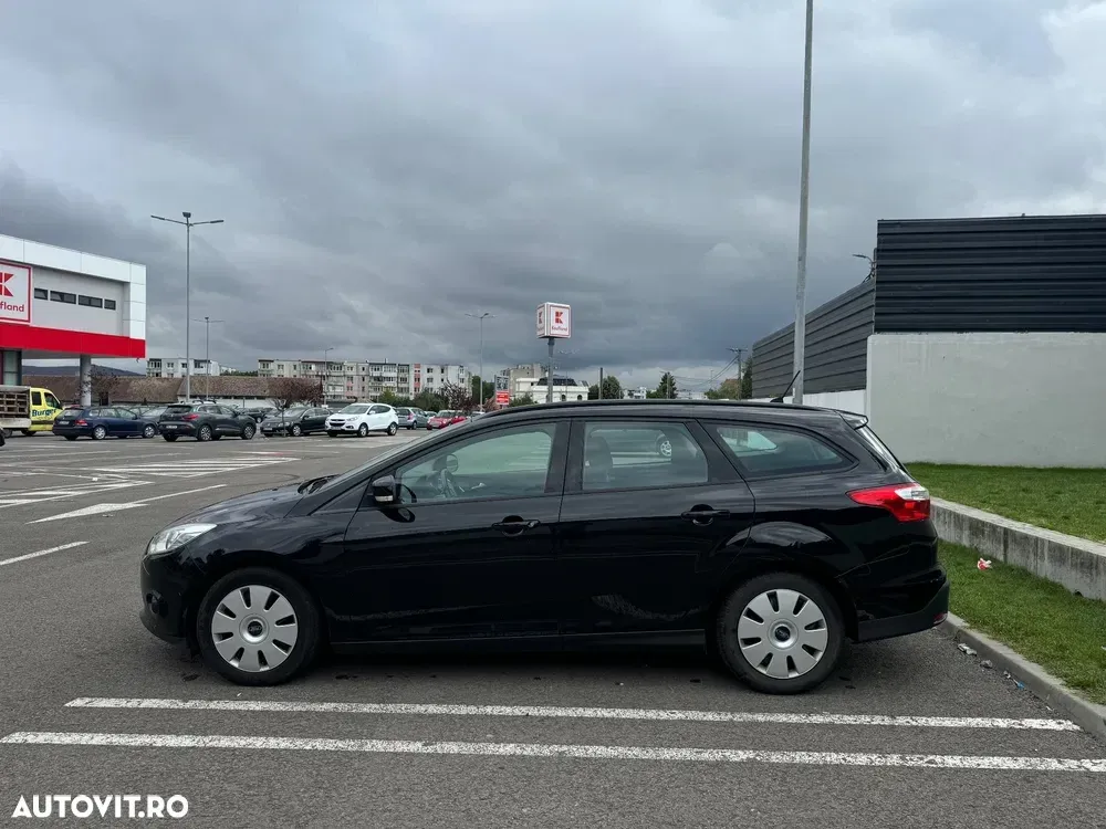 Ford Focus — imagine 6