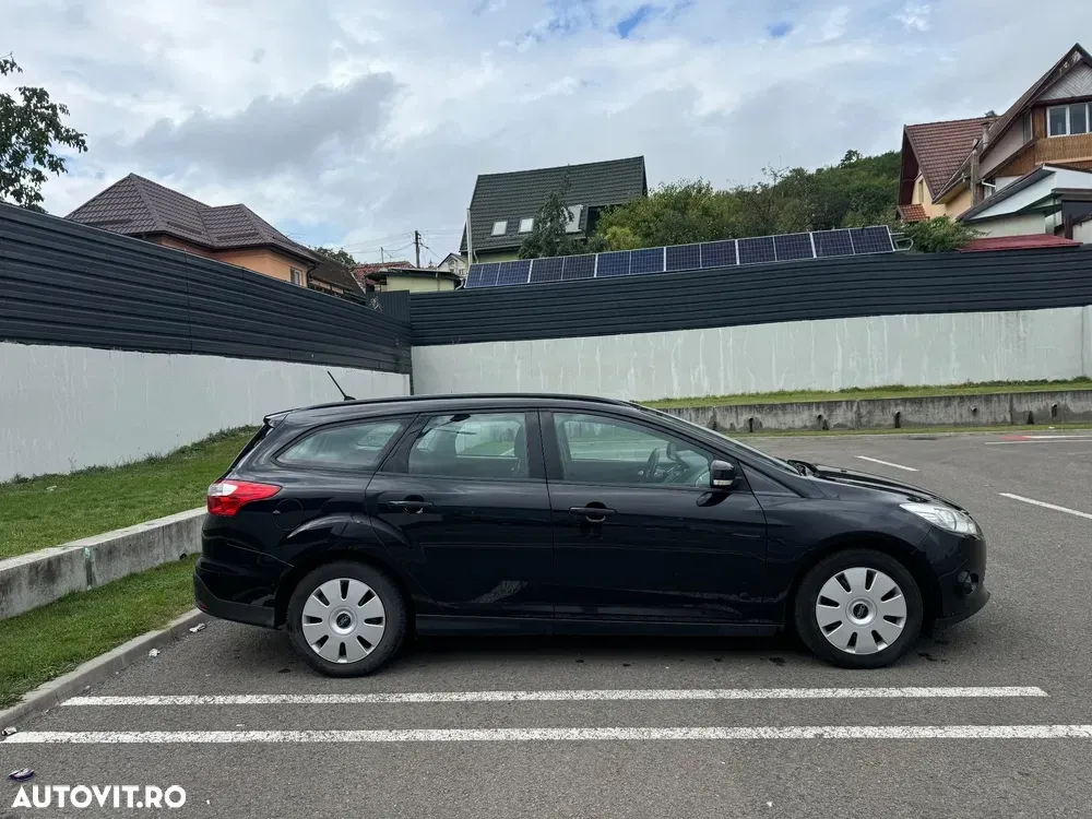 Ford Focus — imagine 4