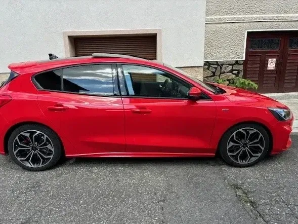 Ford Focus MK4 — imagine 4