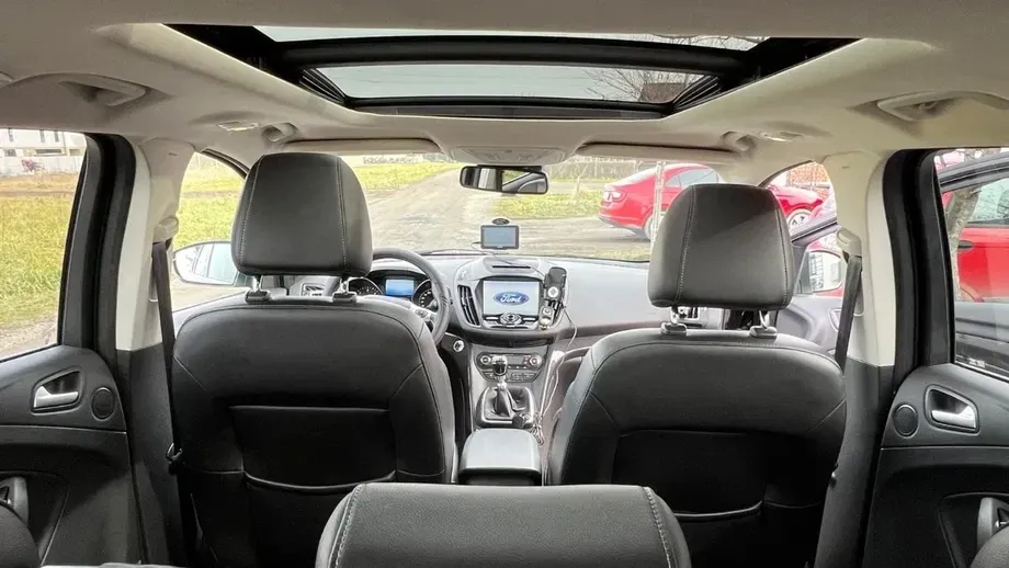 Ford Kuga II 2.0 TDCi 4x4 Titanium — imagine 6