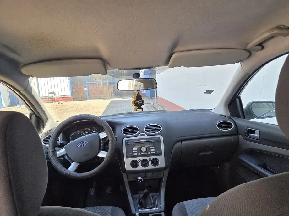 Ford Focus MK2 — imagine 3
