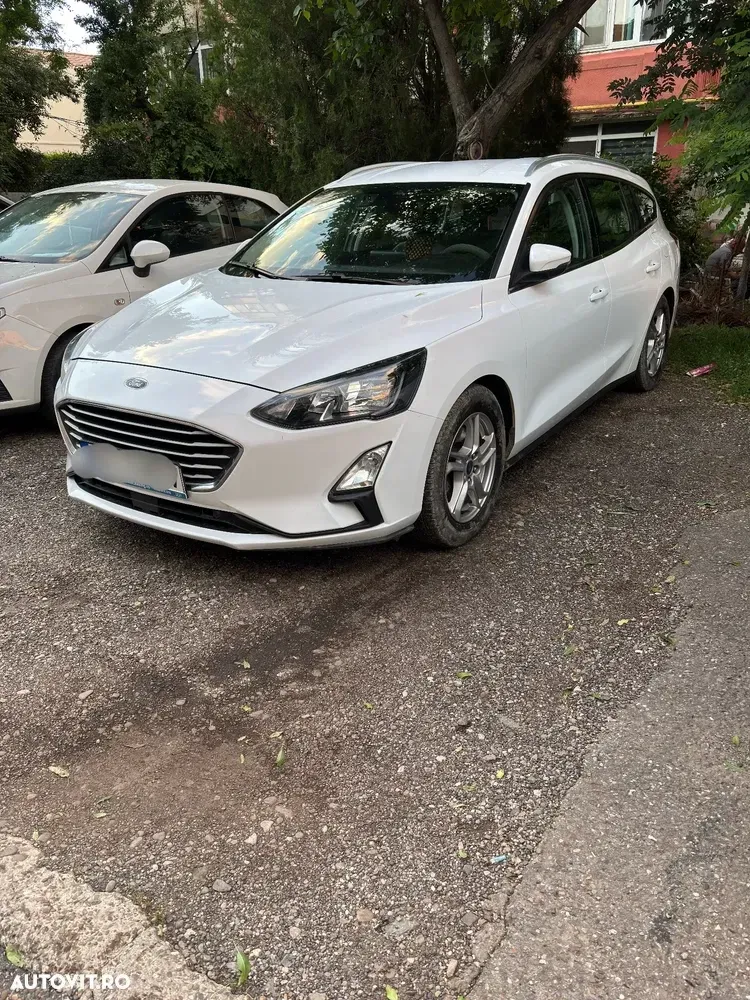 Ford Focus MK4 1.5 EcoBlue Titanium — imagine 4