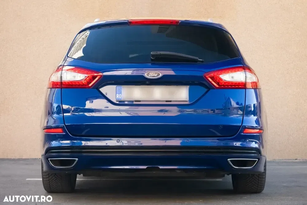 Ford Mondeo IV 2.0 TDCi Bi-Turbo PowerShift-Aut. Vignale — imagine 6