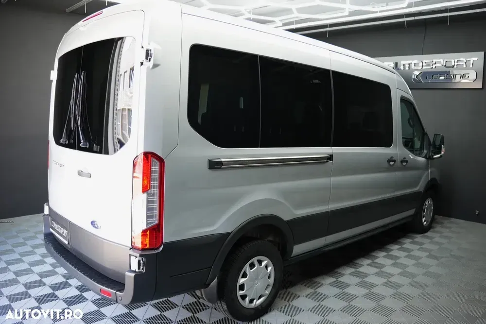Ford Transit — imagine 6