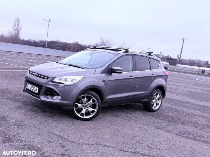 Ford Kuga 2.0 TDCi 4WD Powershift Titanium
