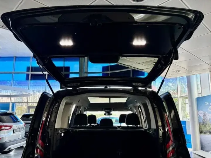 Ford Tourneo Connect 2.0L EcoBlue SWB Active