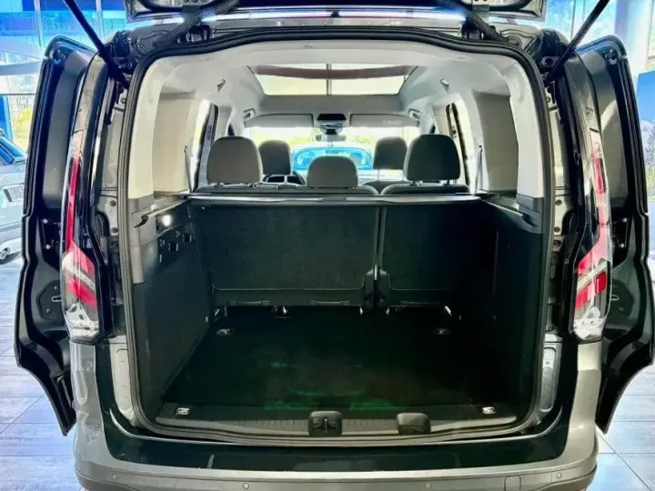 Ford Tourneo Connect 2.0L EcoBlue SWB Active
