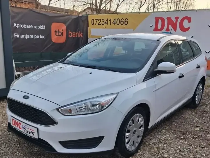 Ford Focus 1.5 TDCi DPF Start-Stopp-System Ambiente