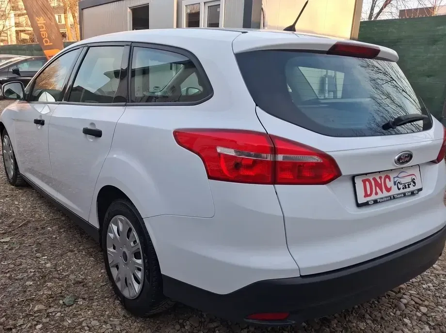 Ford Focus 1.5 TDCi DPF Start-Stopp-System Ambiente — imagine 4