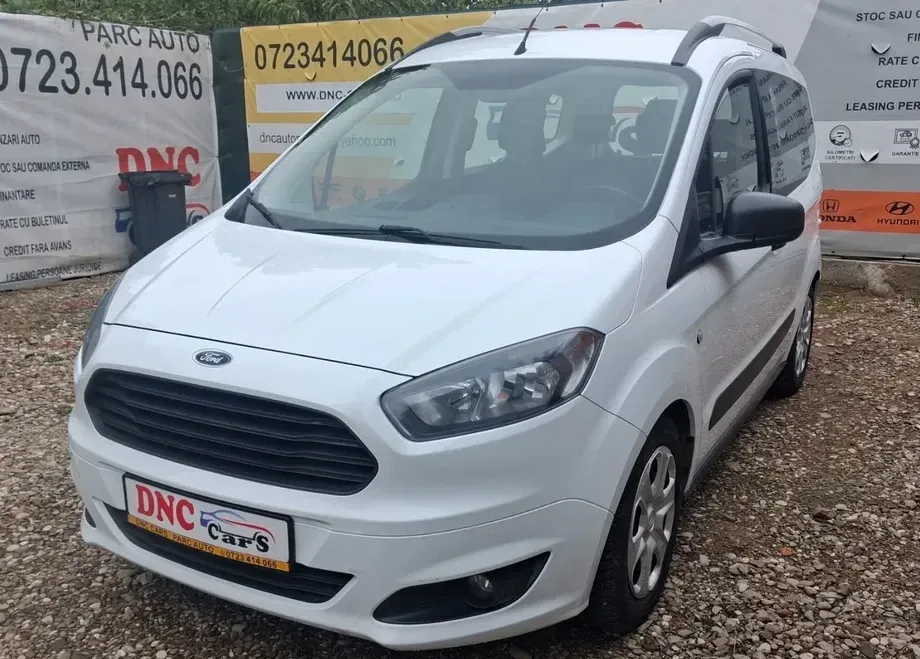 Ford Tourneo Courier 1.5 TDCi S&S Ambiente — imagine 2
