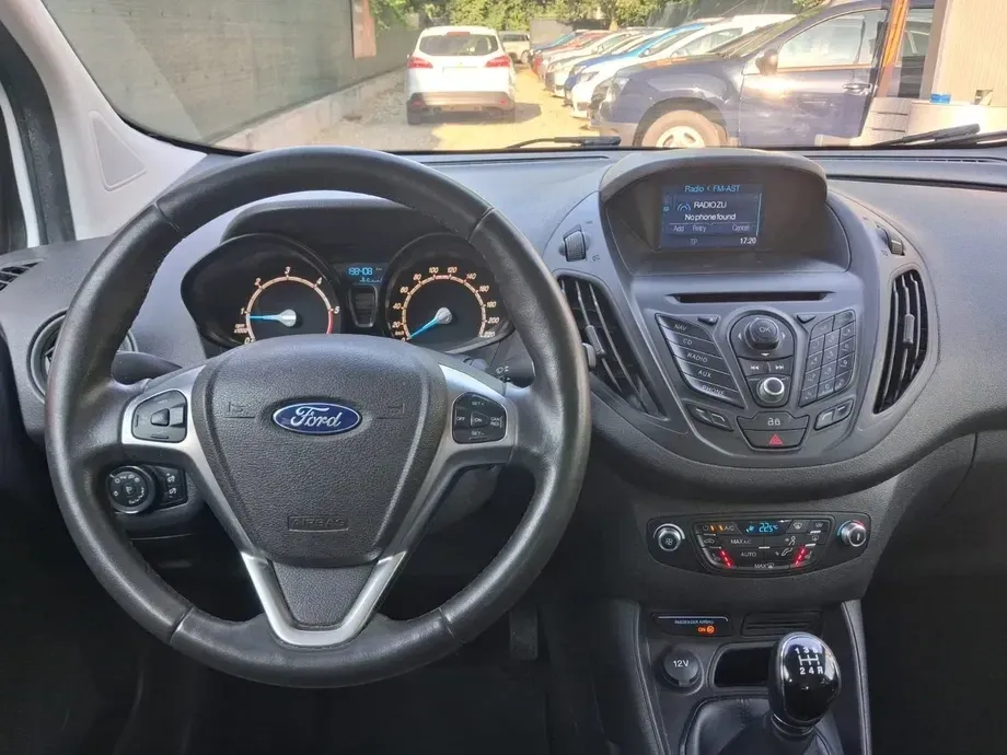 Ford Tourneo Courier 1.5 TDCi S&S Ambiente — imagine 5