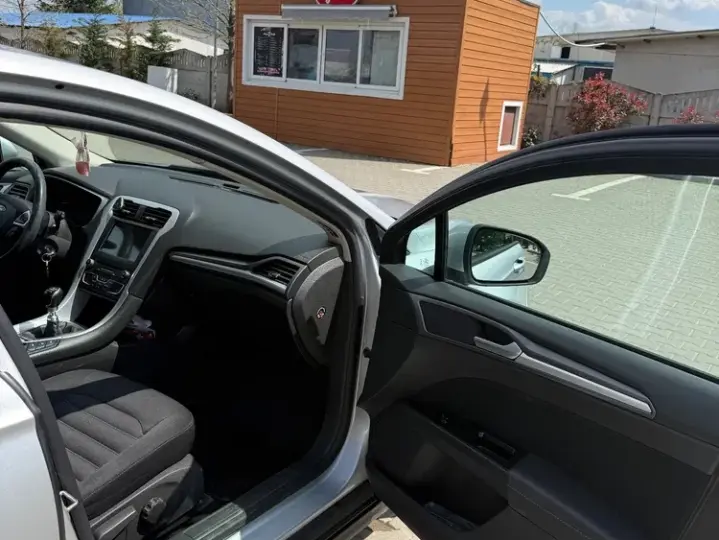 Ford Mondeo IV 2.0 TDCI Titanium