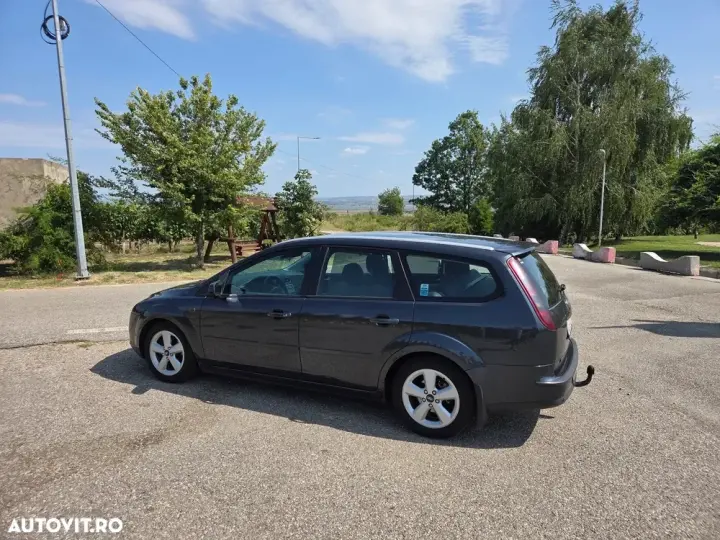 Ford Focus MK2 1.6 TI-VCT Sport