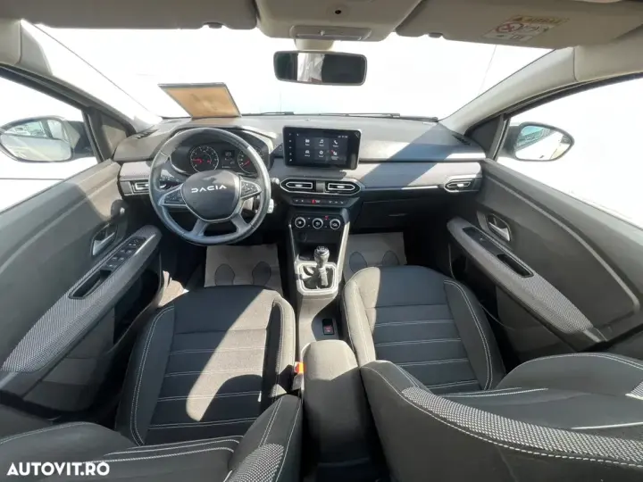 Dacia Logan TCe 90 MT6 Prestige