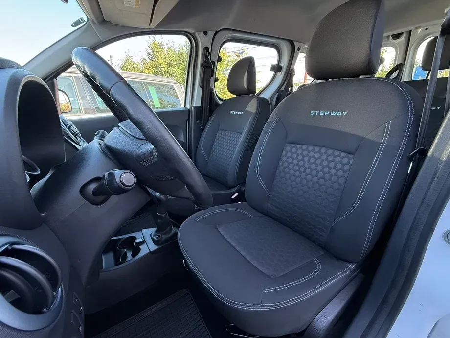 Dacia Dokker 1.5 dCi 90 CP Stepway — imagine 6