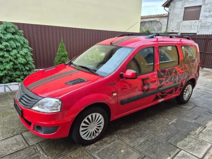 Dacia Logan 1.6 16V Laureate