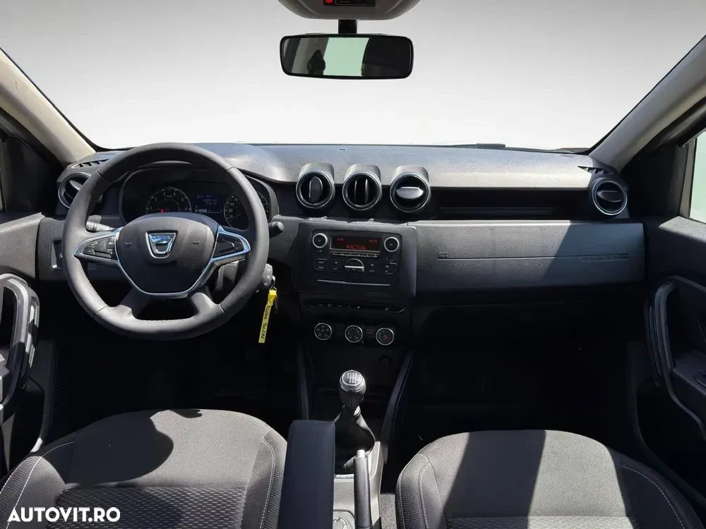 Dacia Duster Blue dCi 115 4WD Comfort — imagine 4