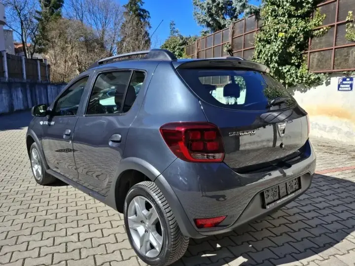 Dacia Sandero Stepway SCe 75 Essential