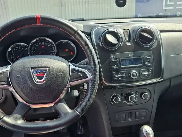 Dacia Logan II 1.0 SCe Laureate