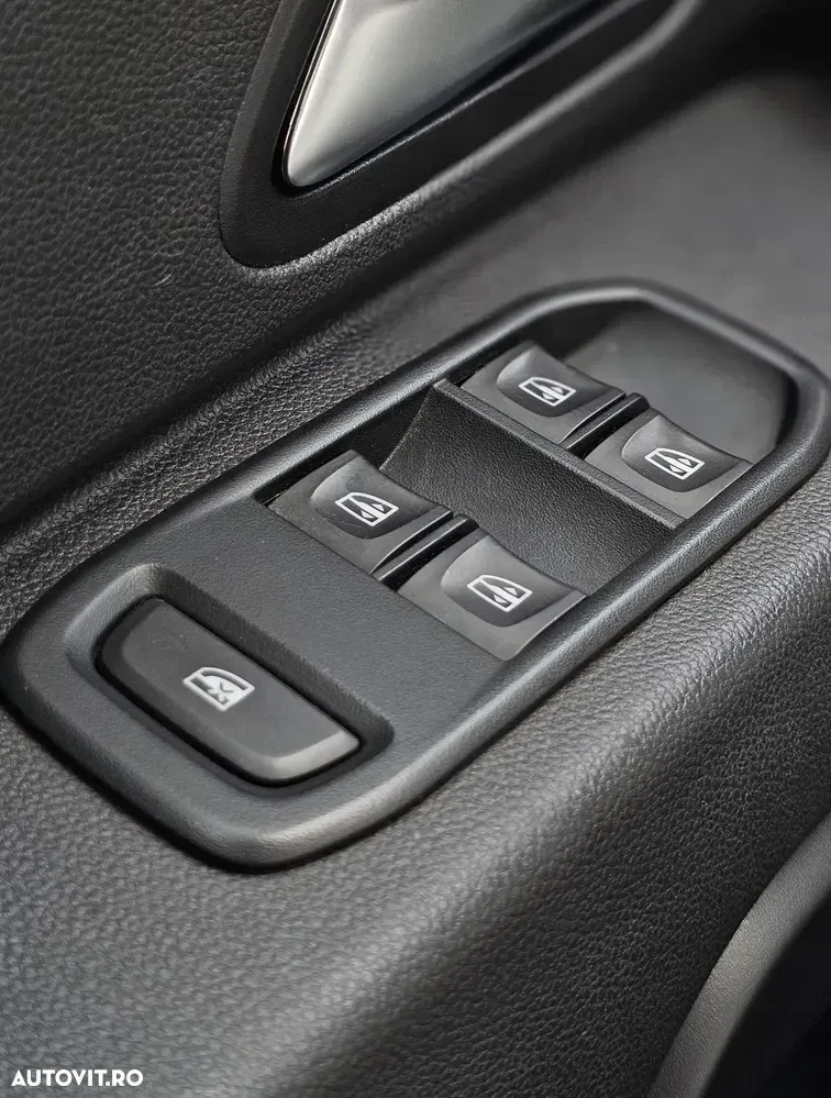 Dacia Duster II 1.5 Blue dCi 4WD Essential — imagine 6