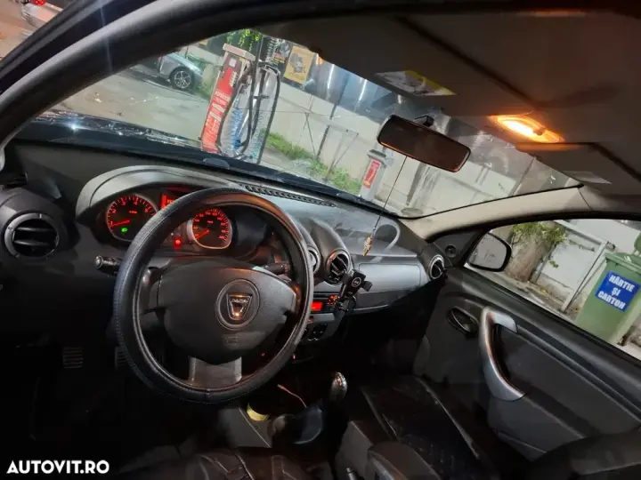 Dacia Duster I 1.6 4x2 Prestige