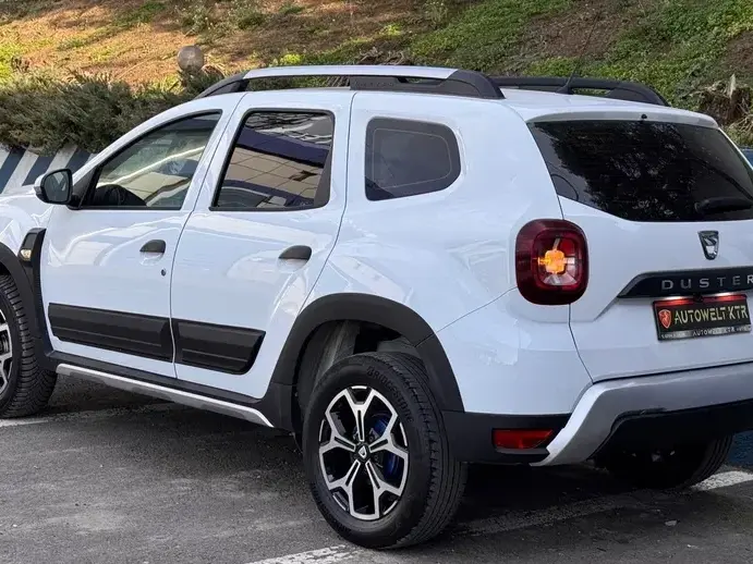 Dacia Duster II TCe 100 2WD Celebration