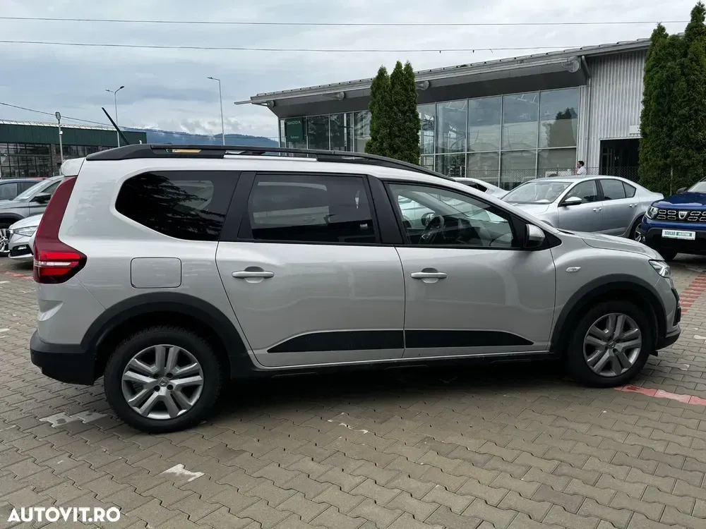Dacia Jogger 5 locuri TCe 110 Essential — imagine 4