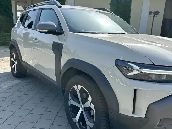 Dacia Duster III TCe 130 4X4 MHEV Journey